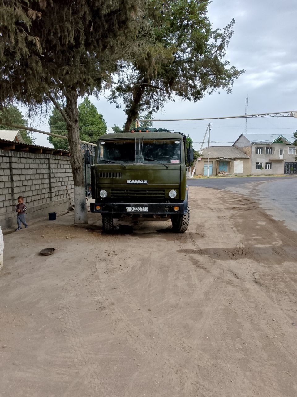 Kamaz samasval sotiladi