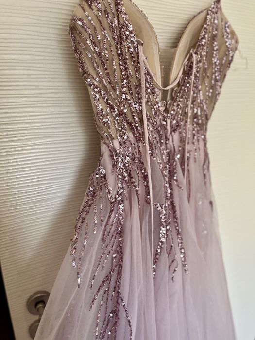 Бална рокля