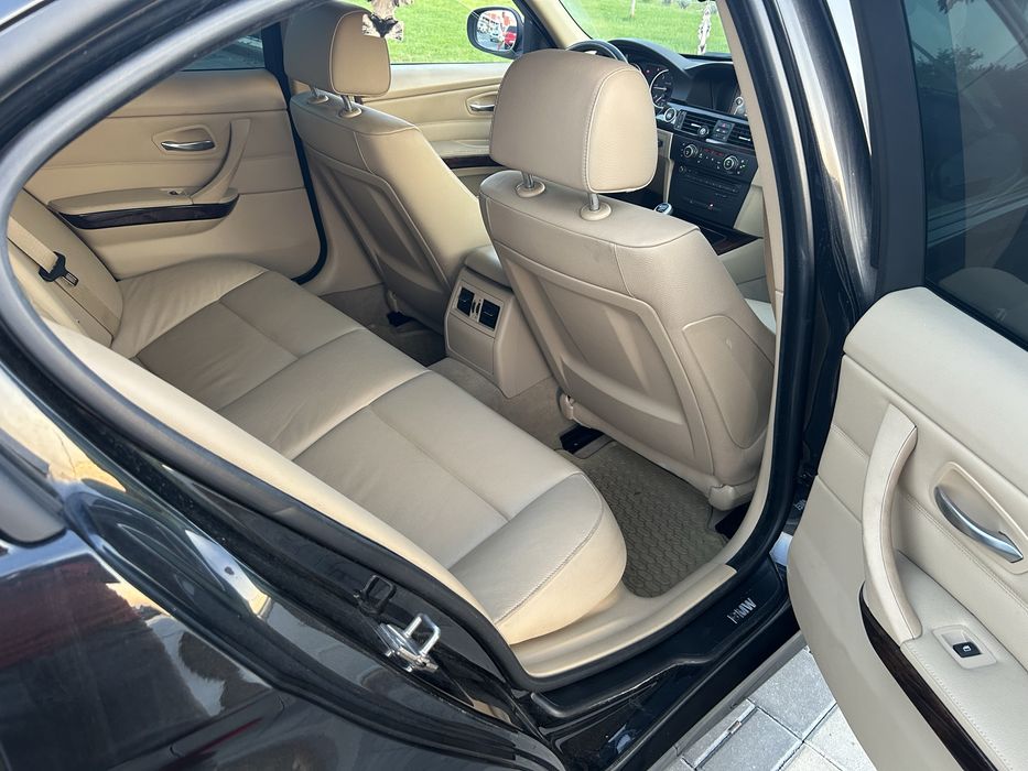 BMW Seria 3 E90 LCI