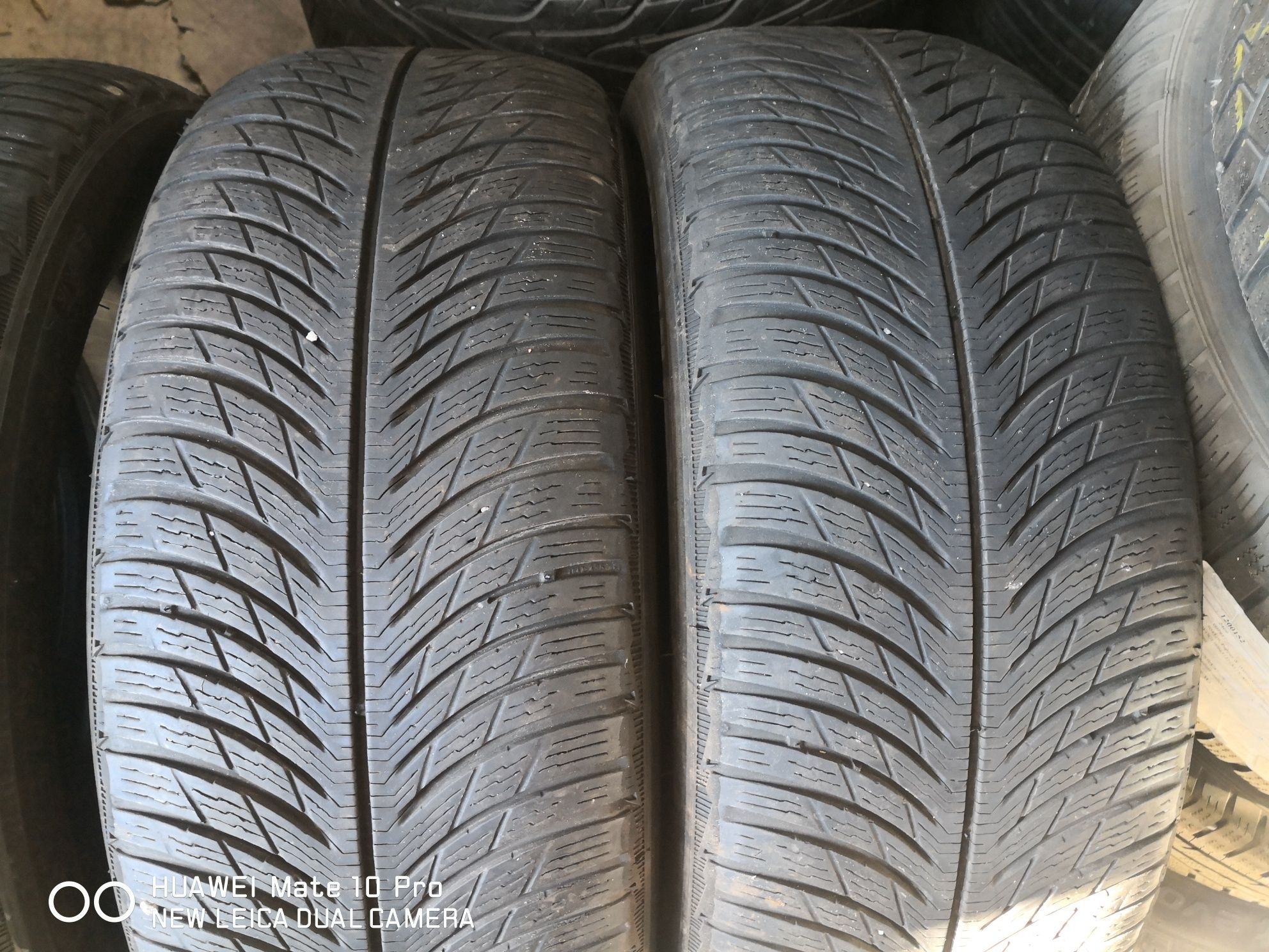 235 50 19 цола гуми Michelin dot 22