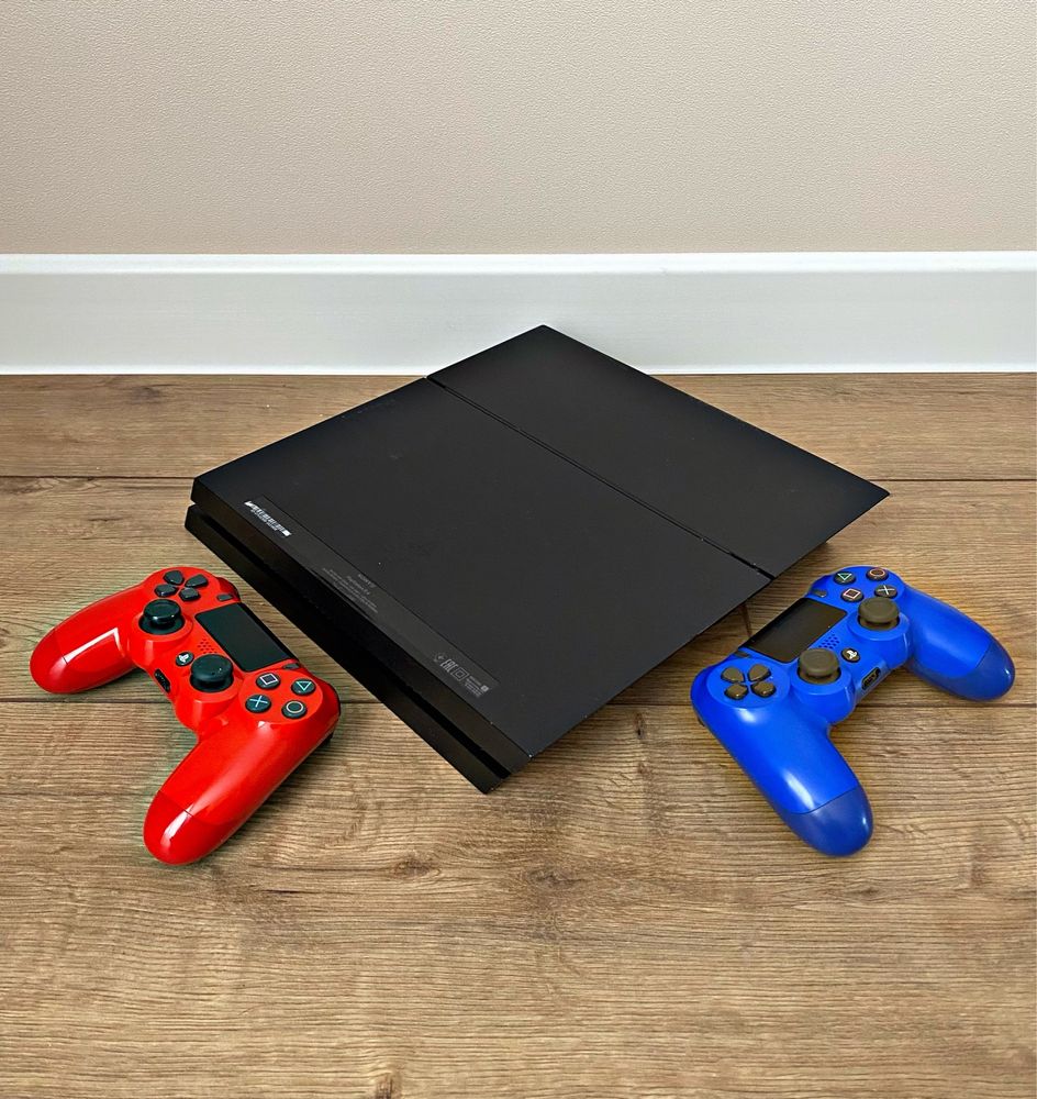 PlayStation 4 с ТОП Играми