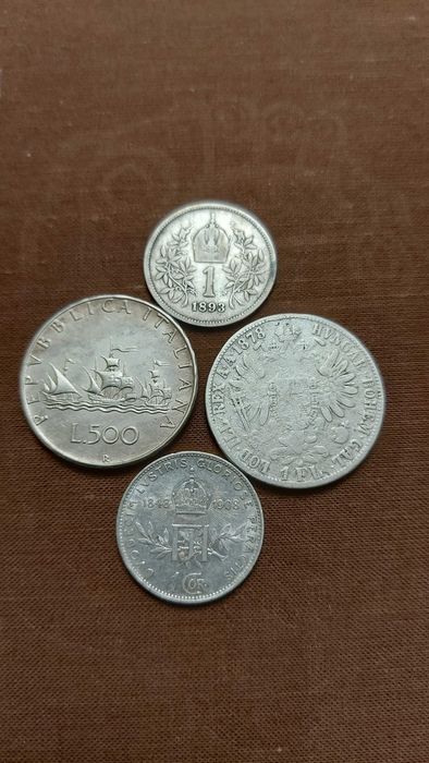 Monede vechii de argint