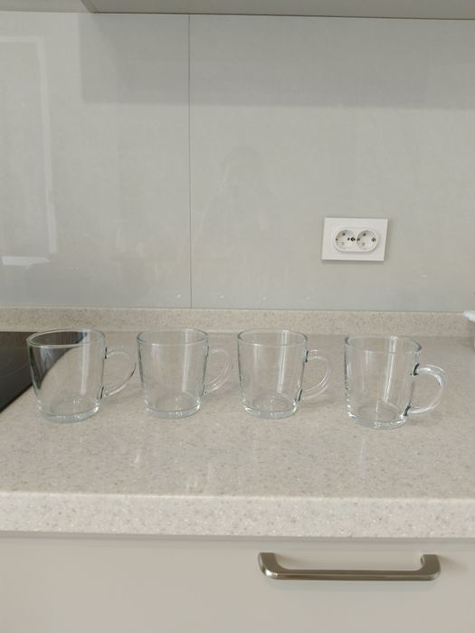 Продам кружки, диспенсер для жидкого мыла  новые,