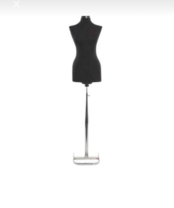 Inchiriez bust rochie de mireasa