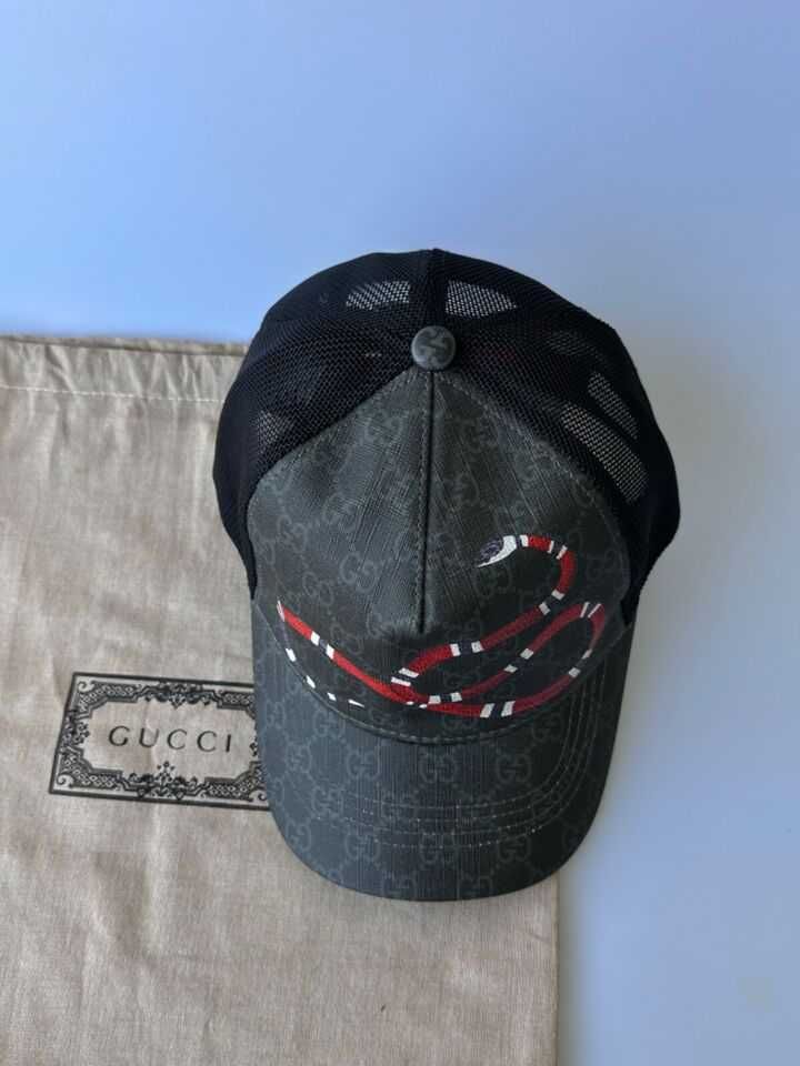 sapca gucci snake