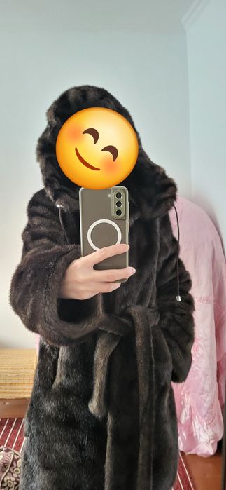 Продам норковую шубу