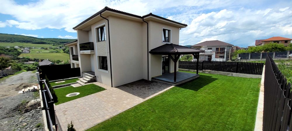 Vand casa intrare Chinteni