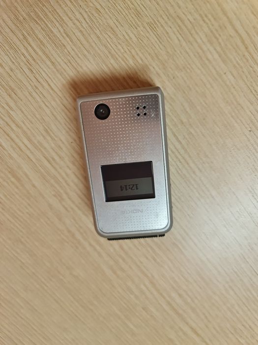 Nokia 6170 de colectie! Telefon vechi cu clapita, metalic, necodat