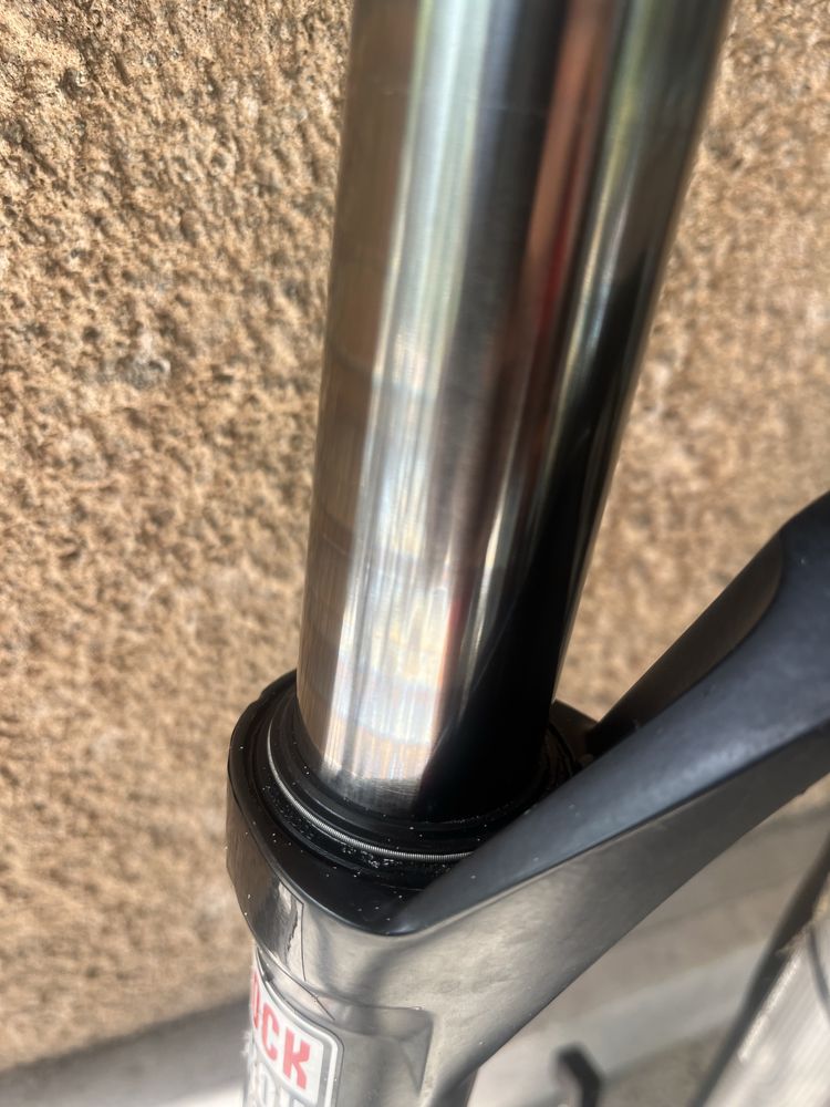 Вилка за колело Rock shox domain 180mm