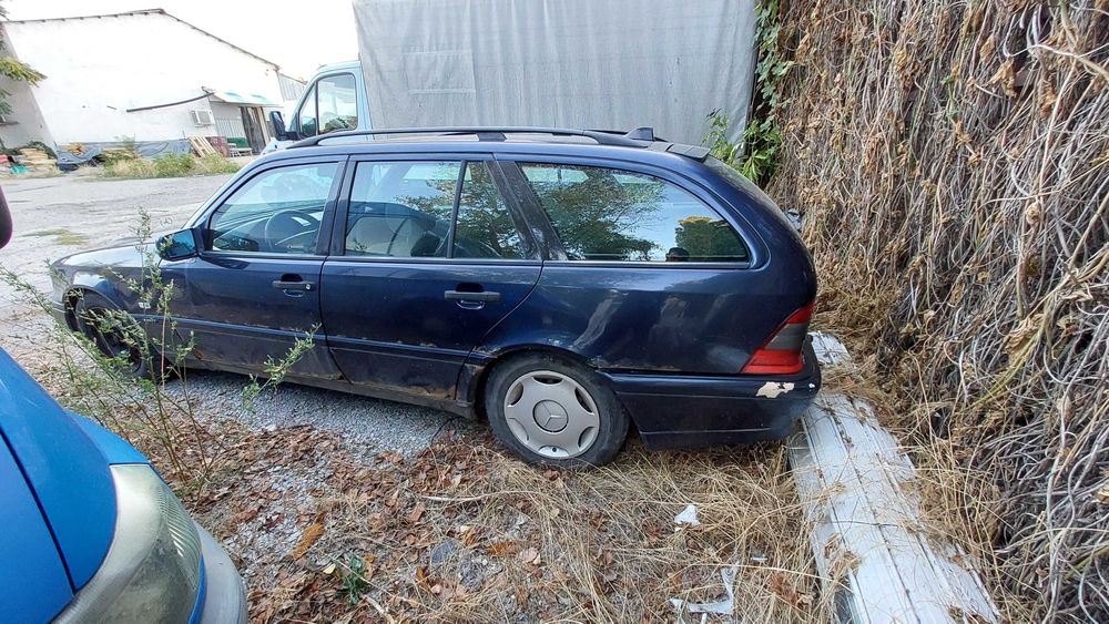 Mercedes c250td на части