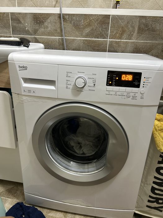 Отдам стиральную машинку