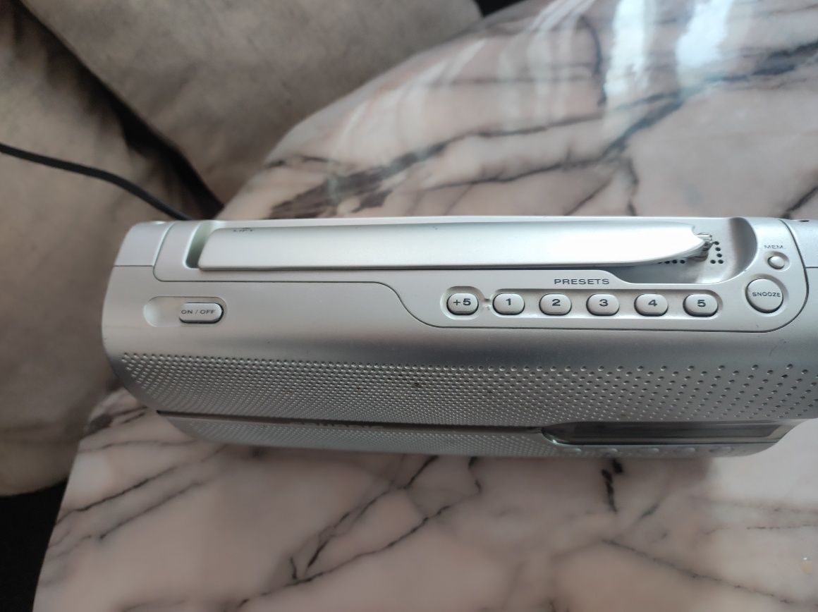 Радио Grundig music 51.