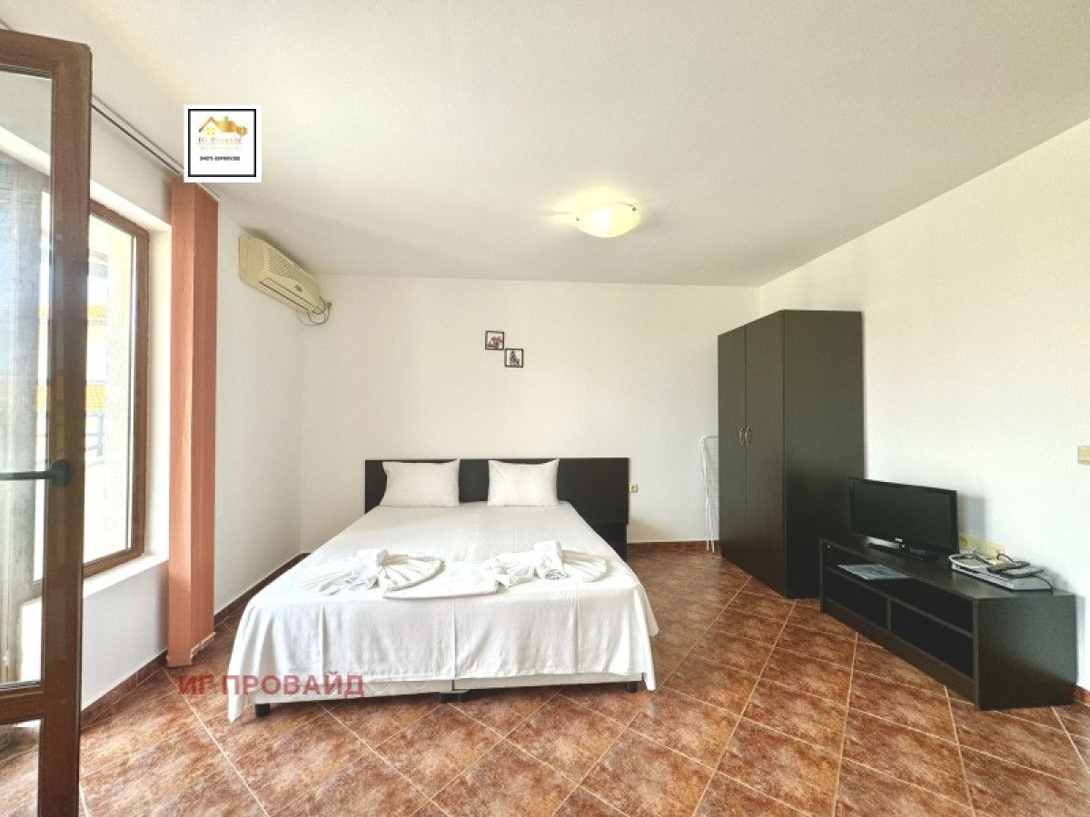 Продава се Едностаен апартамент в с. Кошарица, Област Бургас - 51 кв.м за 959 €/кв.м - Снимка #5