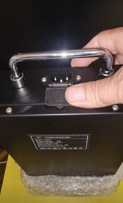 Ofertă!!Baterie 48V-40AH+Încărcător,Scuter,Trotinetă