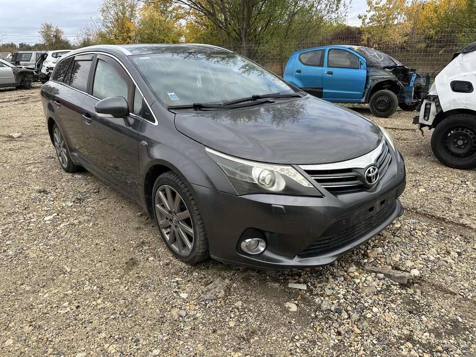 Тойота Аветсис Т27 2.2dcat,Autom,Led,Xenon,Navigation,Камера!