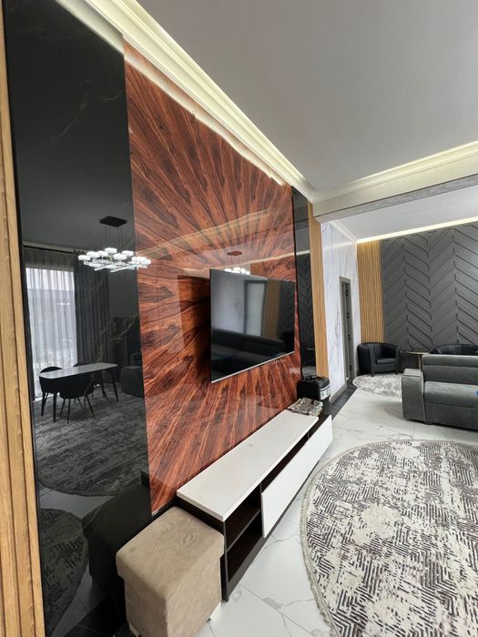 oqtosh dacha kamfort (quyoshga yaqin joyda joylashgan)