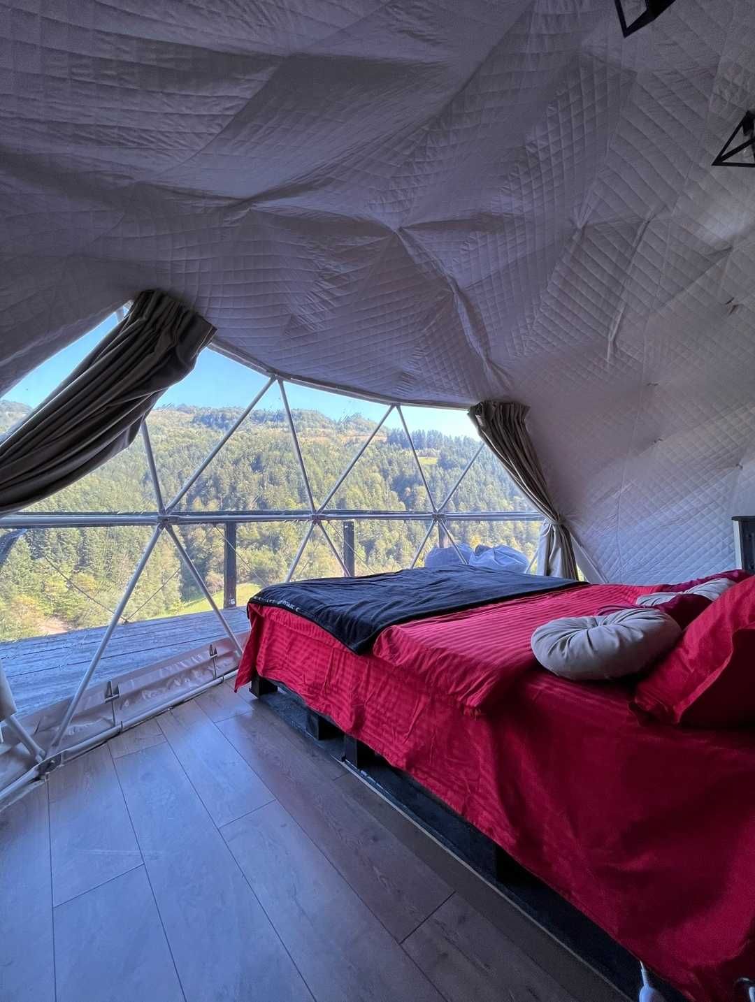 Teren, casă și afacere glamping pe Transalpina de Apuseni