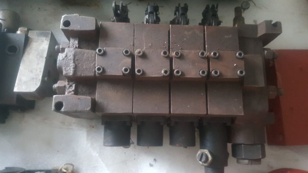 Distribuitoare hidraulice