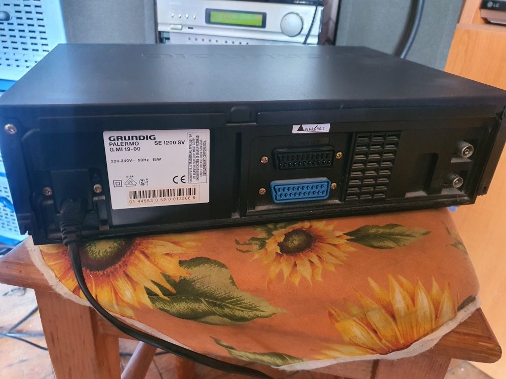 se vinde videorecorder grundig palermo alermo se 200 sv