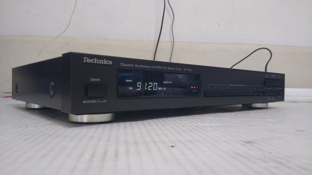 Tuner Technics  ST-610L