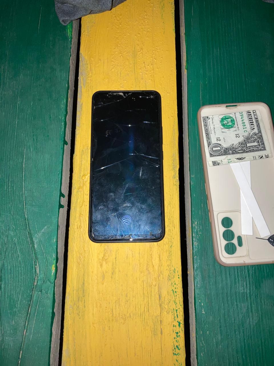 Vivo V 23e с коробкой б/у