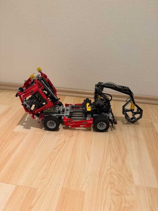 Lego Tehnic 8436 : Truck