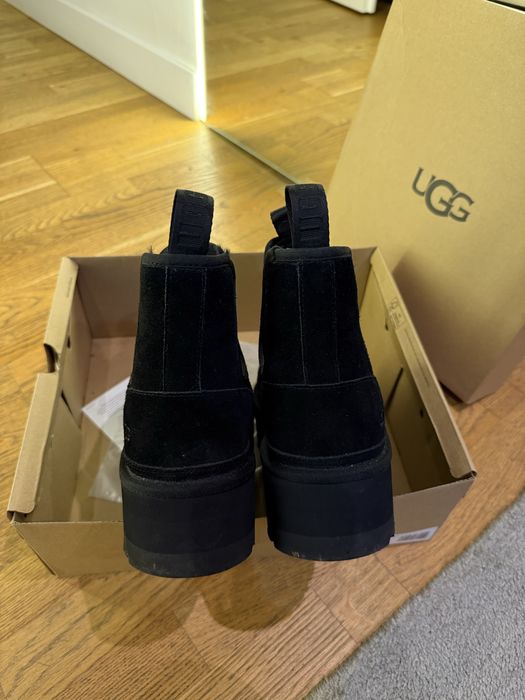 Ghete UGG cu platforma