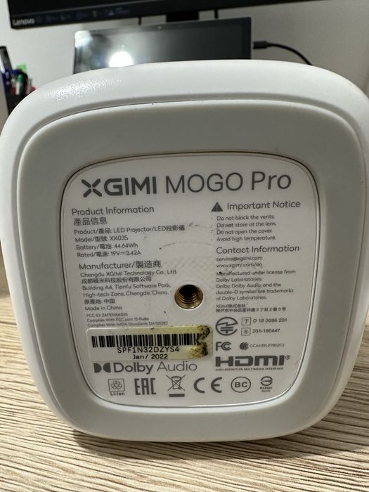 Vand video proiector XGimi MOGO Pro, 1080P(ultra portabil)