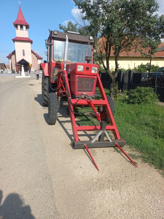 Incarcator frontal pentru u650 și semănătoare  păioase  nodet