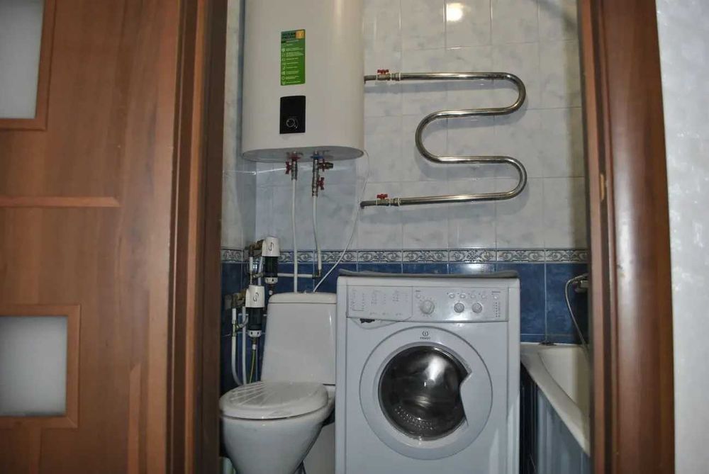 Дава се под наем Тристаен апартамент в София, Център - 100 кв.м за 612 € - Снимка #3