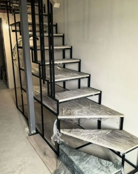 Антресольный этаж. Межэтажное перекрытие. Второй этаж. Перегородка.