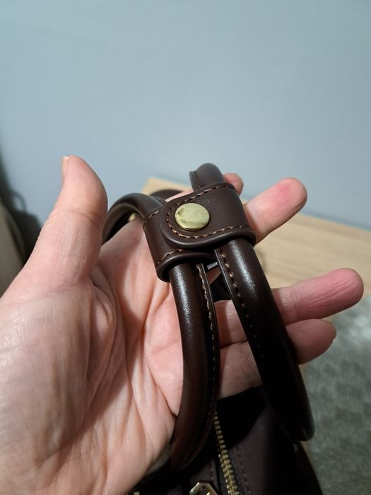 Красива нова дамска чанта