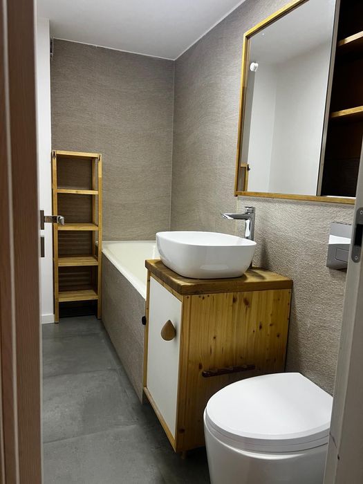 Apartament de închiriat zona 13 septembrie