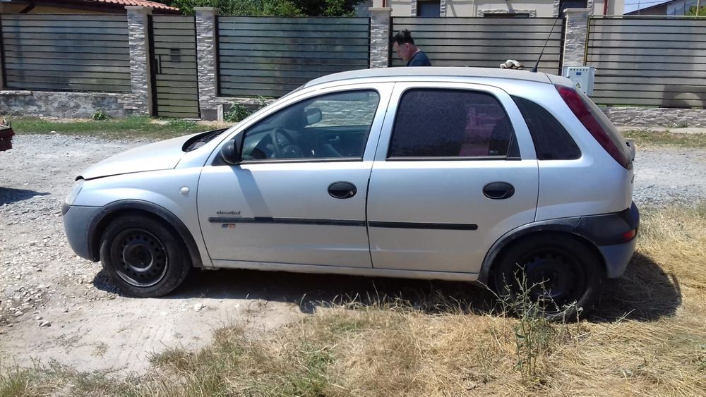 Dezmembrari  Opel CORSA C  2000  > 2009 1.0 Benzina