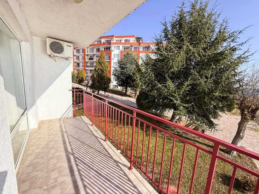 Продава се Тристаен апартамент в Свети Влас - 99 кв.м за 1213 €/кв.м - Снимка #12