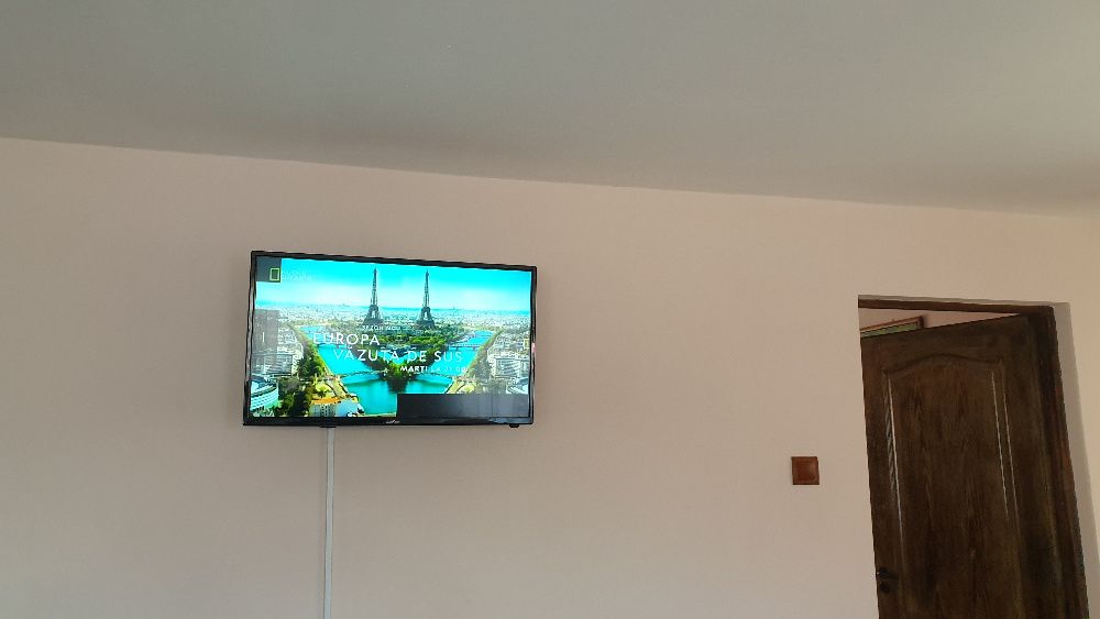 Tv Led Samsung diagonala-70cm