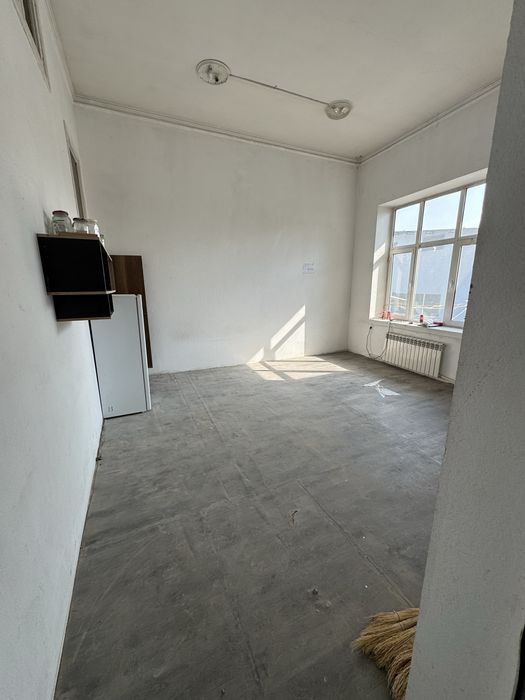 Аренда Склад Жомий 2-етаж