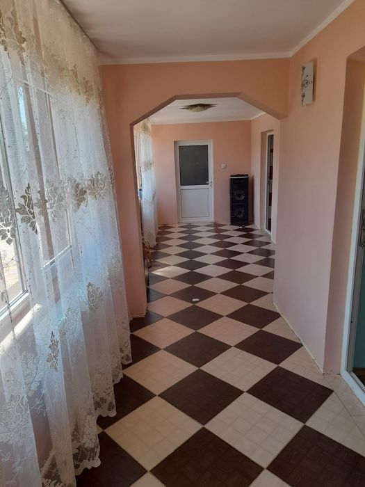 Vând proprietate în comuna Maicanesti