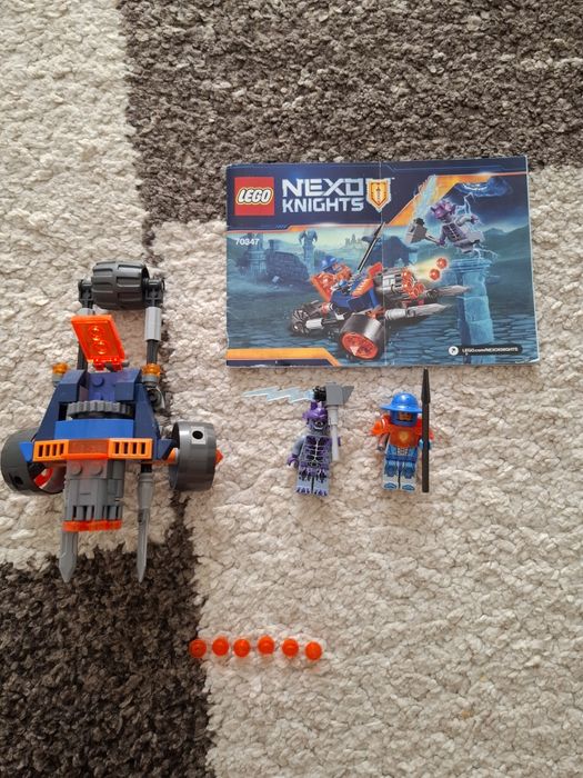 Schimb lego nexo knights 70138 și 70347