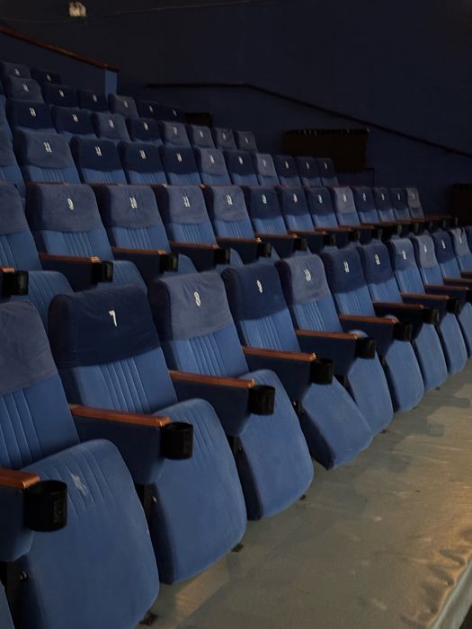 Продам кресло для кинотеатра, актовых залов, театра и тд