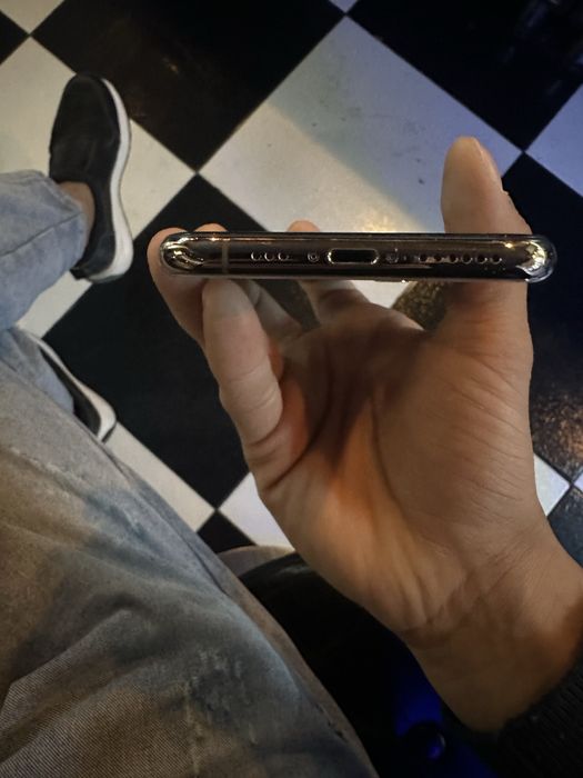 Продается iphone x