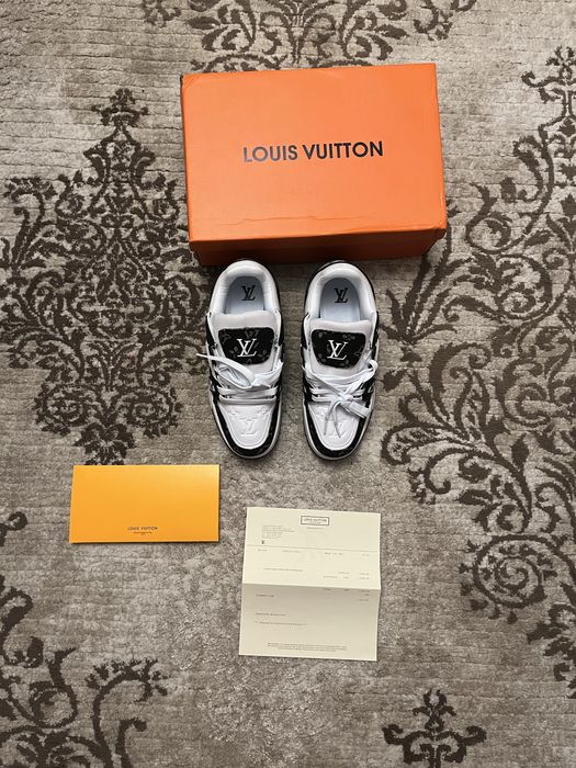 Adidasi LV trainer 42