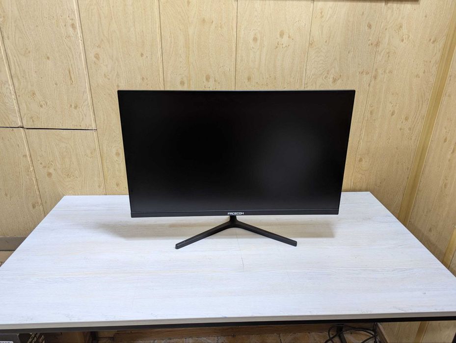 Продается игровой монитор Facecom 27