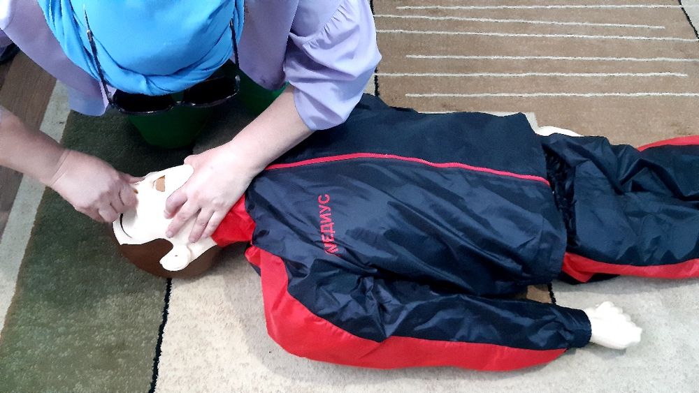 Учебные курсы первой помощи с выдачей  сертификата