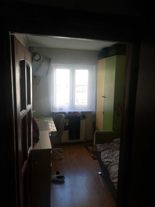Vând apartament George Enescu, 3 camere, etaj 2