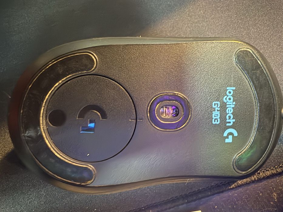 геймърска мишка Logitech G403