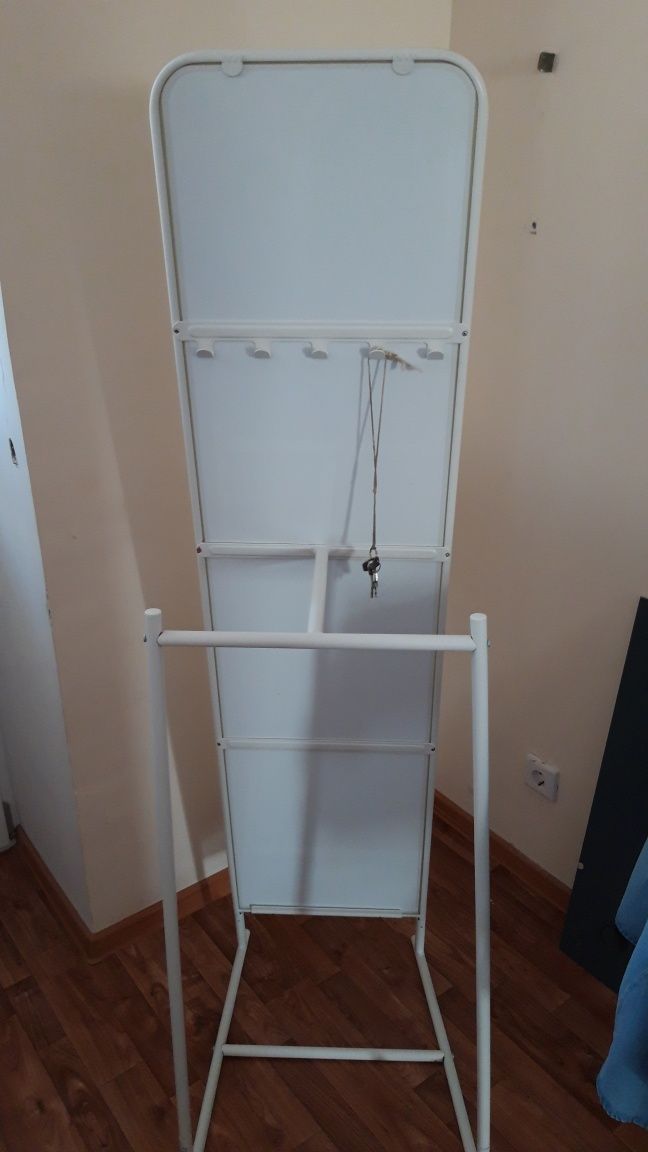 Напольное зеркало IKEA