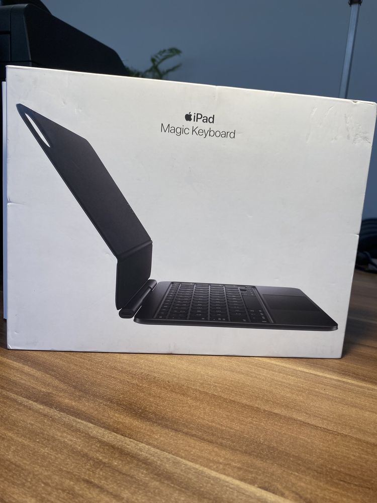 iPad Magic Keyboard Black British/ IPad Pro 11 inch / Nou - Sigilat