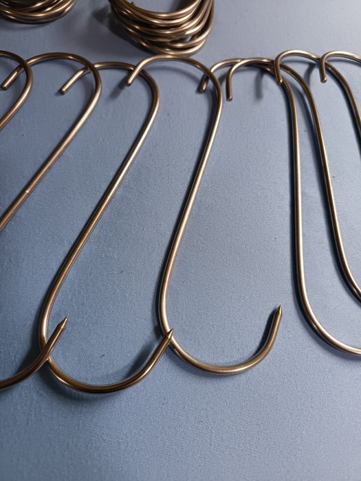 Cârlige inox, pentru afumătoare 10 buc egal 35 lei