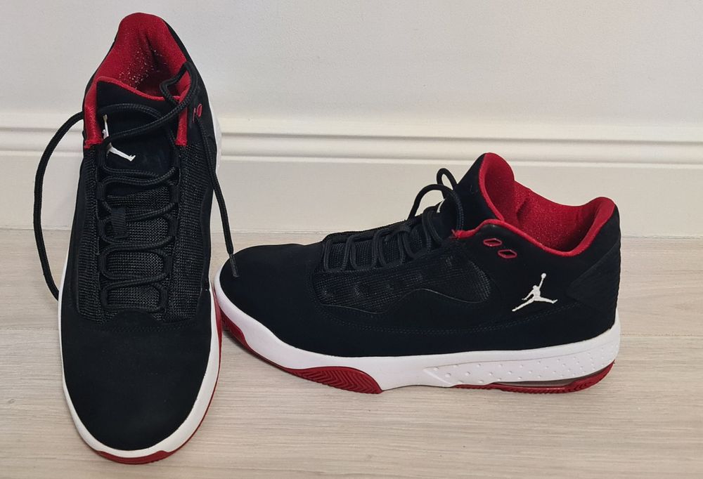 Ghete Originale Nike/Jordan.marimea 42.5